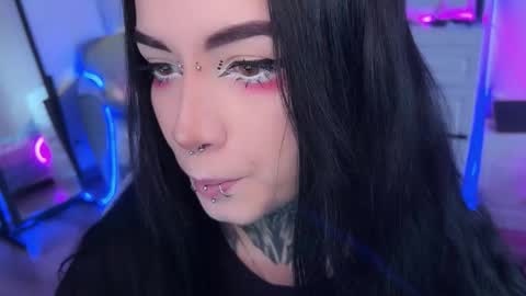 Snapshot of i_died_again chatting on October 21, 2025, 8:48 am Asya online show from October 21, 2025, 8:48 am