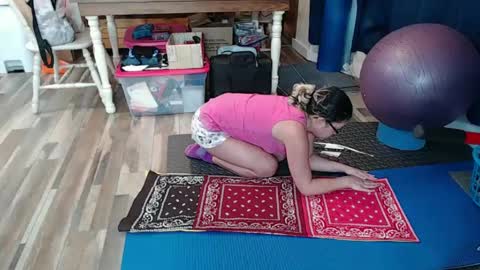 ShortStuff online show from February 7, 2025, 10:20 pm