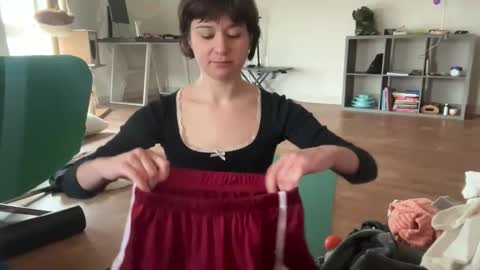 Snapshot of i_love_olive chatting on February 9, 2026, 9:08 pm Olive online show from February 9, 2026, 9:08 pm