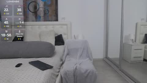 Phillip online show from April 25, 2026, 1:36 pm