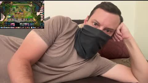 Snapshot of i_o_ro chatting on September 22, 2025, 1:24 pm i o ro online show from September 22, 2025, 1:24 pm