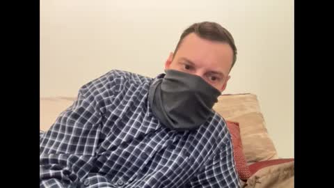 Snapshot of i_o_ro chatting on October 14, 2025, 3:51 am i o ro online show from October 14, 2025, 3:51 am