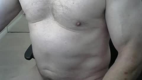 i_was_a_shy_dad online show from April 15, 2026, 9:15 pm