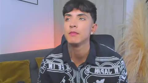 Light online show from May 27, 2026, 12:29 am