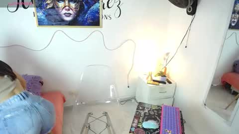 iam_monika online show from November 11, 2025, 8:53 pm
