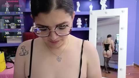 Snapshot of iam_sammy_01 chatting on February 2, 2026, 12:37 pm Sammy online show from February 2, 2026, 12:37 pm