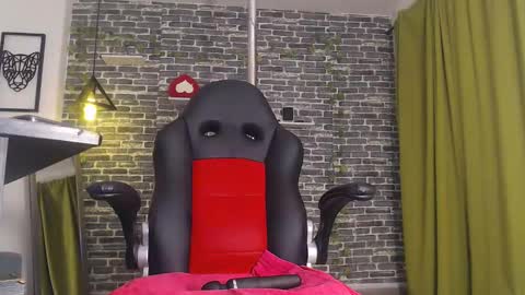 Samy online show from March 8, 2025, 11:27 am