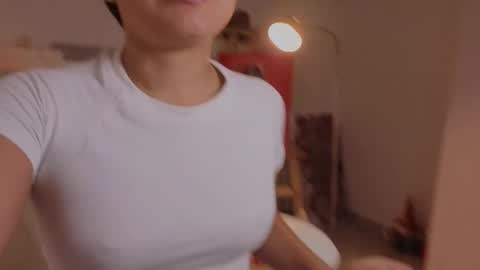     online show from November 14, 2025, 9:13 pm