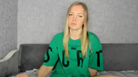 Venus online show from November 27, 2025, 10:28 am