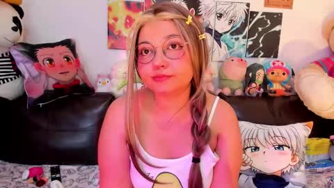 Zoe 3 online show from November 17, 2025, 2:06 am