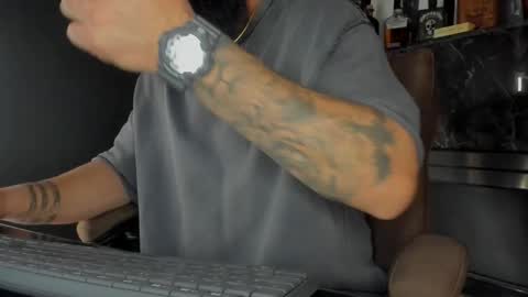 Snapshot of iamalexander_ chatting on October 9, 2025, 6:28 pm Lex online show from October 9, 2025, 6:28 pm