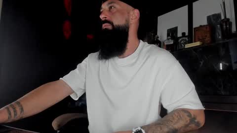 Snapshot of iamalexander_ chatting on October 18, 2025, 5:10 am Lex online show from October 18, 2025, 5:10 am