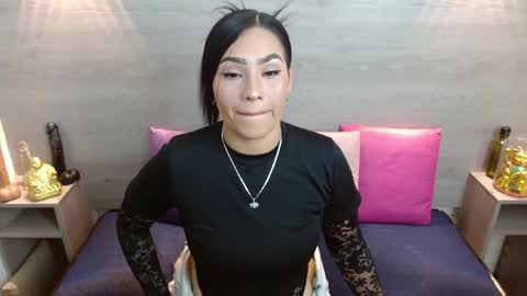 Snapshot of iamcarollvbna chatting on October 20, 2025, 2:45 am Caroll online show from October 20, 2025, 2:45 am