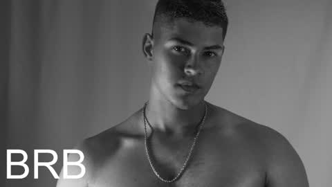 Dylan  independent model  online show from June 1, 2026, 5:25 pm