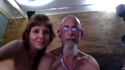 Snapshot of iamgoat_69 chatting on February 14, 2025, 4:04 am Goat Lulu Elektra online show from February 14, 2025, 4:04 am