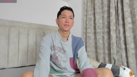 Juliiiiian online show from December 12, 2024, 10:45 am