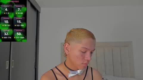 Juliiiiian online show from October 26, 2025, 11:05 am