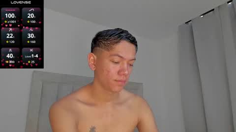 Juliiiiian online show from April 17, 2026, 11:57 am