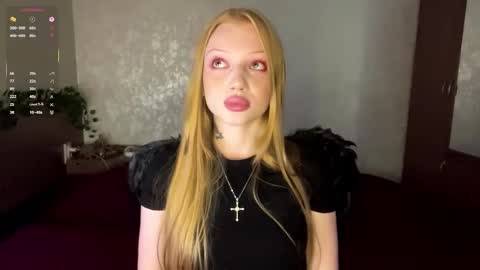 Lylu online show from October 31, 2025, 5:30 am