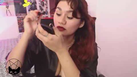 Mari online show from October 12, 2025, 6:12 am