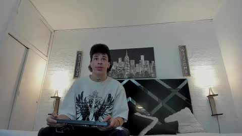 Snapshot of iammariano chatting on October 20, 2025, 4:24 am Mariano online show from October 20, 2025, 4:24 am