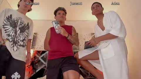 Snapshot of iammariano chatting on October 25, 2025, 6:10 am Mariano online show from October 25, 2025, 6:10 am