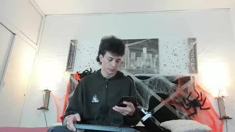 Snapshot of iammariano chatting on November 1, 2025, 4:47 am Mariano online show from November 1, 2025, 4:47 am