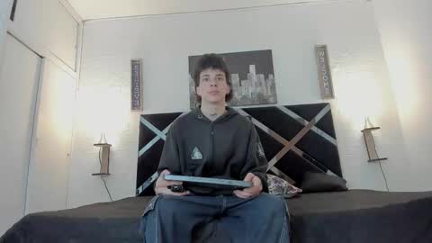 Snapshot of iammariano chatting on November 12, 2025, 3:40 am Mariano online show from November 12, 2025, 3:40 am