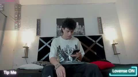 Snapshot of iammariano chatting on November 13, 2025, 3:49 am Mariano online show from November 13, 2025, 3:49 am