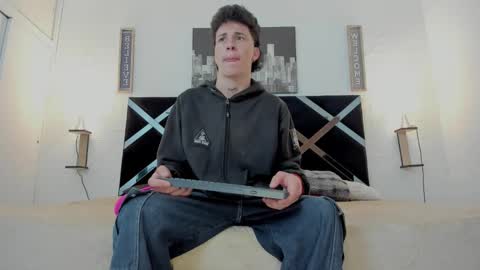 Snapshot of iammariano chatting on November 19, 2025, 4:01 am Mariano online show from November 19, 2025, 4:01 am