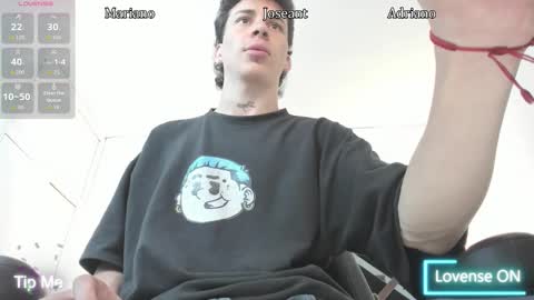 Snapshot of iammariano chatting on November 20, 2025, 4:01 am Mariano online show from November 20, 2025, 4:01 am