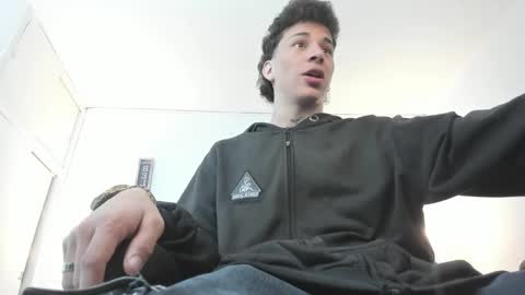 Snapshot of iammariano chatting on November 21, 2025, 4:00 am Mariano online show from November 21, 2025, 4:00 am