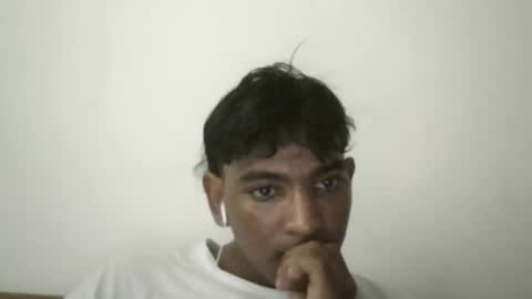 iammaximo online show from February 23, 2025, 7:28 pm