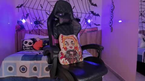 Snapshot of iamnayuta chatting on October 17, 2025, 8:11 pm Nayuta online show from October 17, 2025, 8:11 pm