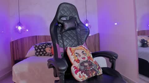 Nayuta online show from November 19, 2025, 7:58 pm