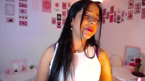 Camila online show from March 11, 2026, 4:18 am