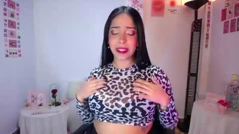 Camila online show from July 28, 2026, 4:41 am