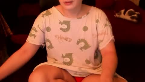 Snapshot of iamsuprememistress chatting on June 13, 2026, 4:05 pm MADAM MISTRESS ASIANA online show from June 13, 2026, 4:05 pm