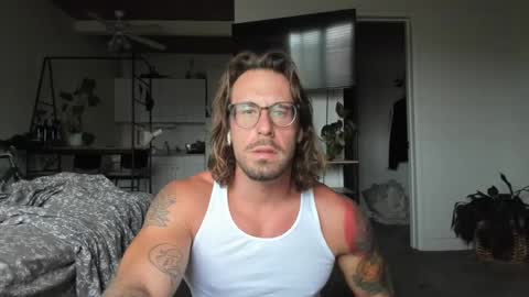 Iamtarzan91 online show from October 7, 2025, 2:47 pm