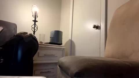 iamtheone403 online show from October 12, 2025, 3:11 pm