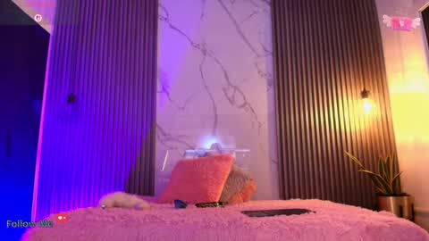 Snapshot of iamvictoria06 chatting on October 5, 2025, 7:23 pm V I C T O R I A online show from October 5, 2025, 7:23 pm