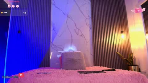 V I C T O R I A online show from October 8, 2025, 7:44 pm