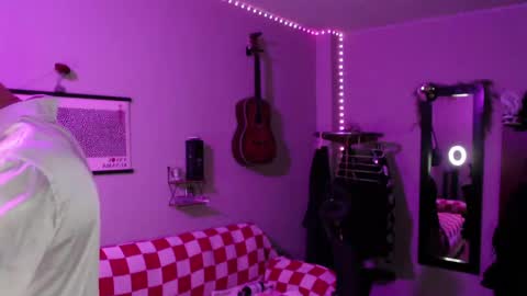 Ian online show from April 27, 2026, 3:48 am