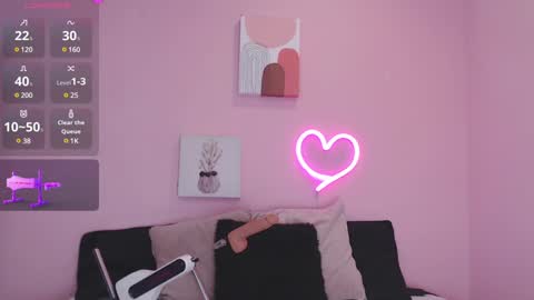 IAN CASTILLO online show from December 21, 2024, 11:11 am