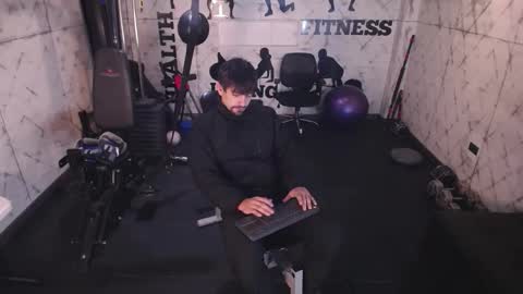 Ian Davis online show from October 27, 2025, 11:36 am