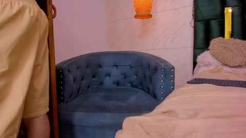 Snapshot of ian_jhonson_ chatting on February 5, 2025, 7:50 am Ian online show from February 5, 2025, 7:50 am