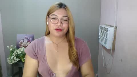 Snapshot of iana_whorexxx chatting on December 12, 2024, 11:40 am iana online show from December 12, 2024, 11:40 am