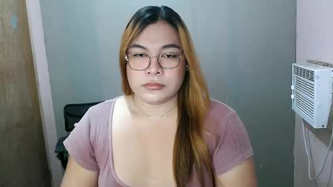 Snapshot of iana_whorexxx chatting on February 19, 2025, 8:44 am iana online show from February 19, 2025, 8:44 am