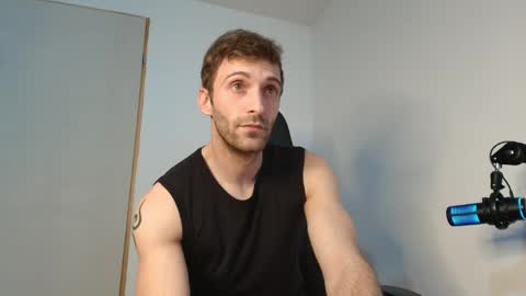 Snapshot of ianandersson27 chatting on April 8, 2026, 7:14 pm Ian Andersson online show from April 8, 2026, 7:14 pm