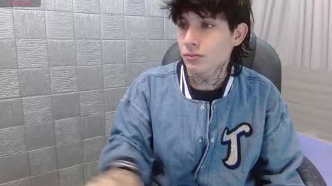 ian online show from November 30, 2025, 3:43 am